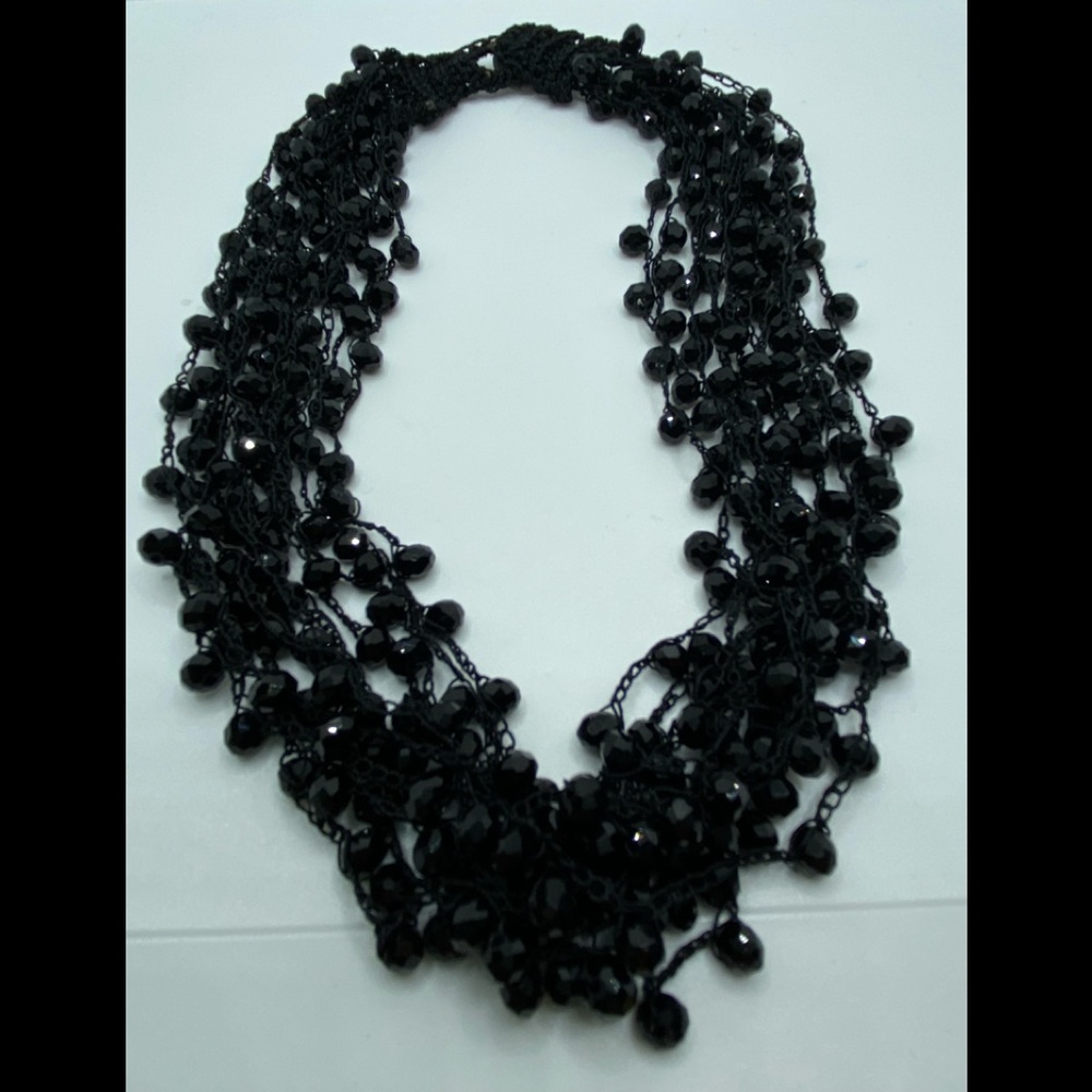 ‼️Any 5 pieces of jewelry for 20‼️ layered black bead necklace.